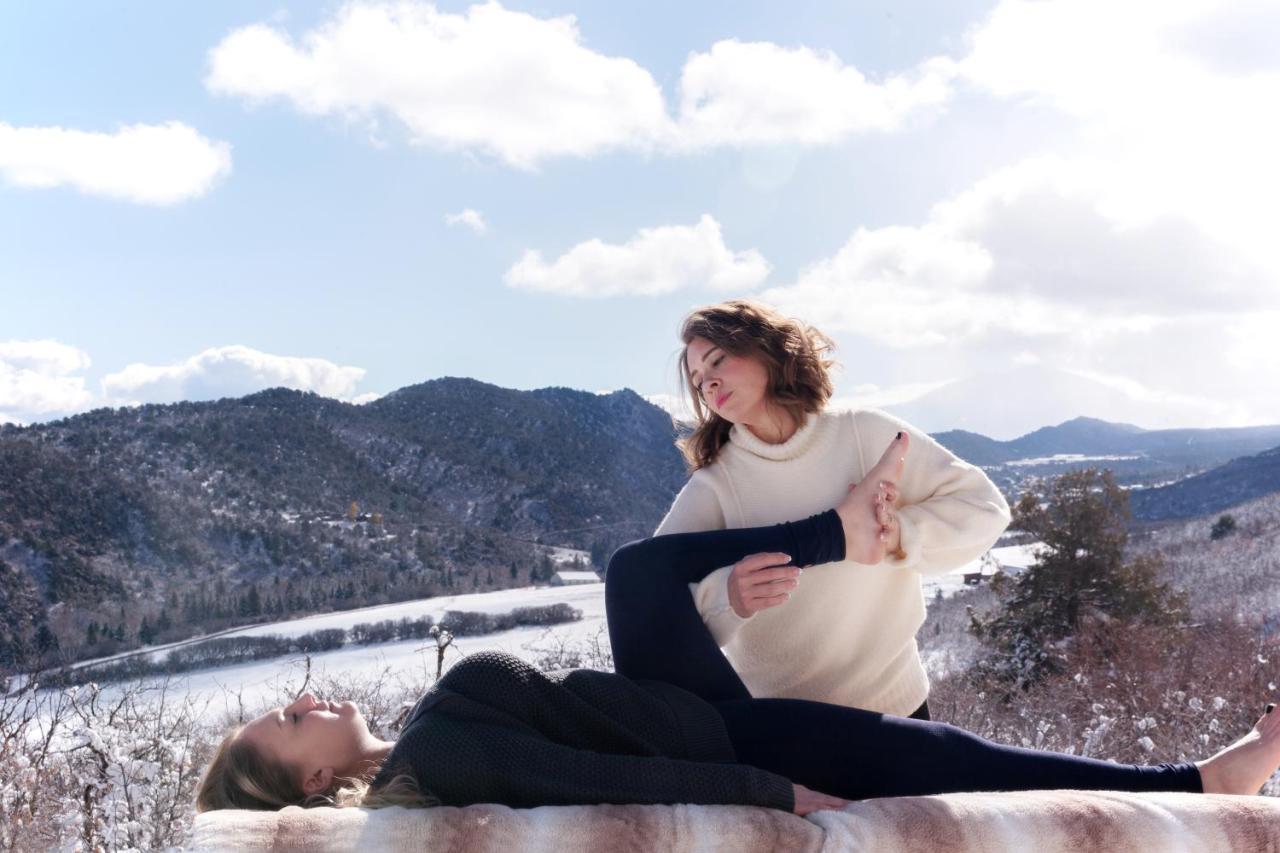 Wanderer Studio, An Off Grid Mountain Guest Studio With Fantastic Views Glenwood Springs Esterno foto